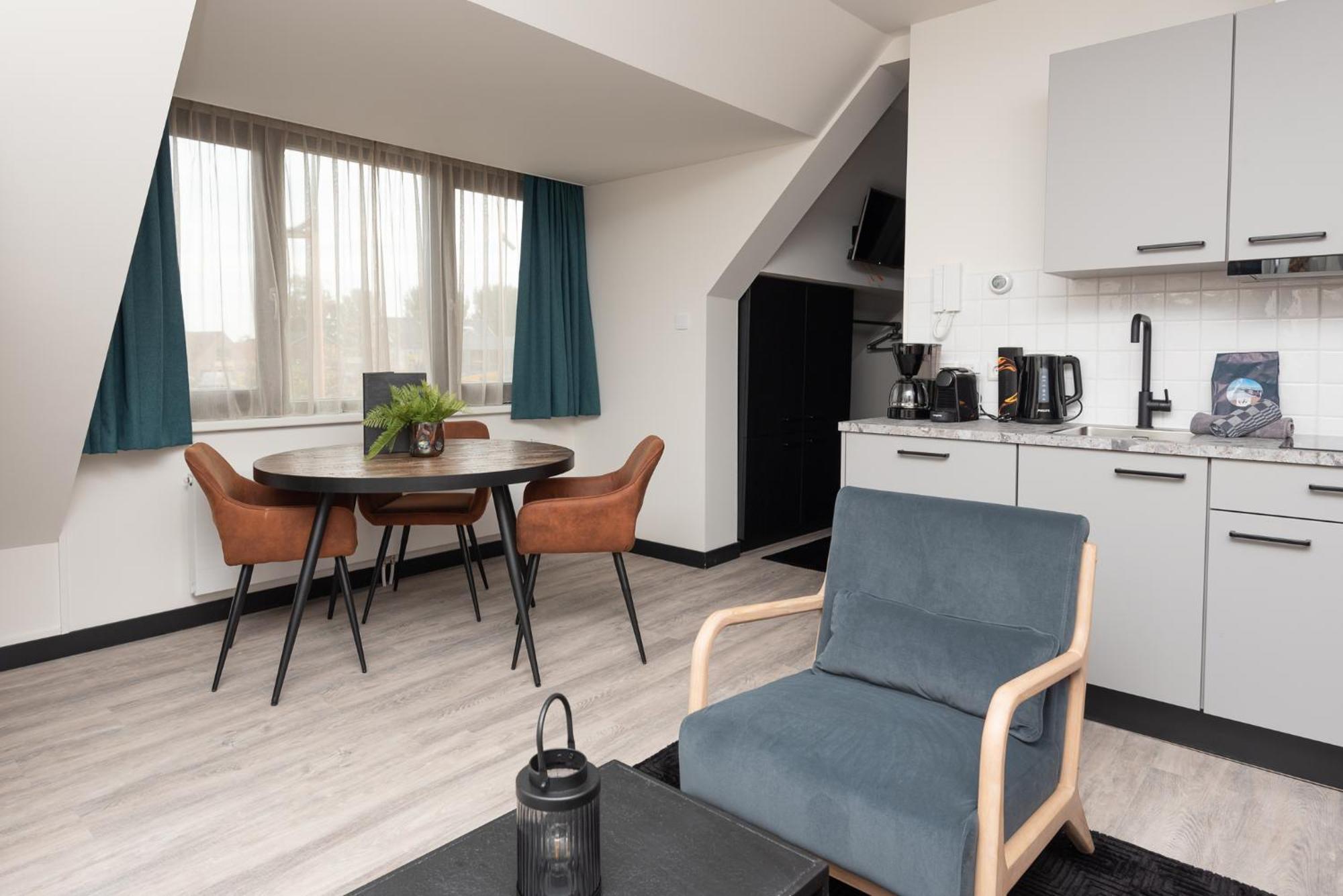 Bomont appartementen 2 persoons - Jan van Renesseweg 1 Renesse Buitenkant foto